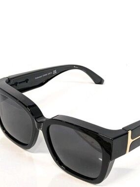 NEW Fit Over Glasses Black Sunglasses Oversized